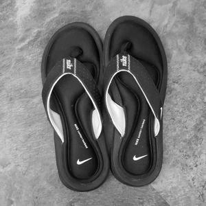 Nike comfort flip flop